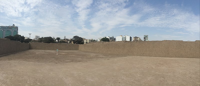 File:Huaca Pucllana, Lima - Peru - panoramio (15).jpg