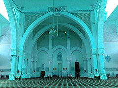 Masjid Sultan Haji Ahmad Shah, Kampus Gombak (pandangan dalam)