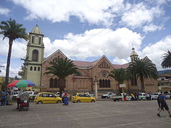 Iglesia de Gualaceo, Azuay.JPG