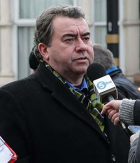 Jonathan Pearce (commentator) British football commentator