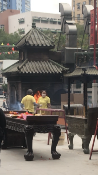 File:Joss paper burning hk 07.png