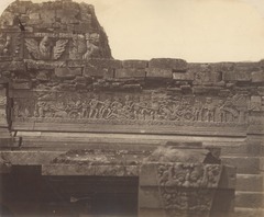 KITLV 87831 - Isidore van Kinsbergen - Reliefs on Tjandi Panataran near Blitar - Before 1900.tif