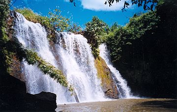 Ka Choung falls in December 1999 KaChoungFalls.jpg