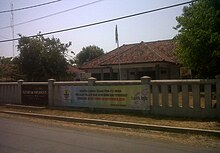 Kantor Kecamatan Harjamukti, Cirebon.jpg