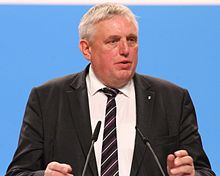 Карл-Йозеф Лауманн CDU Parteitag 2014, Олаф Косинский-1.jpg