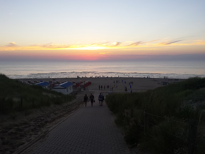 File:Katwijk aan Zee, Netherlands - panoramio.jpg