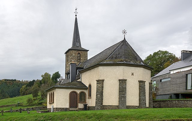 640px-Kirche_Mecher_01.jpg