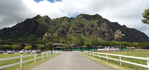 Kualoa Ranch (15421933547)