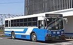 2019年まで使用された砥用線専用車のいすゞU-LV324Lキュービック（新京成バスからの移籍車、95年式）。後継車のワンステップ車もキュービックである。