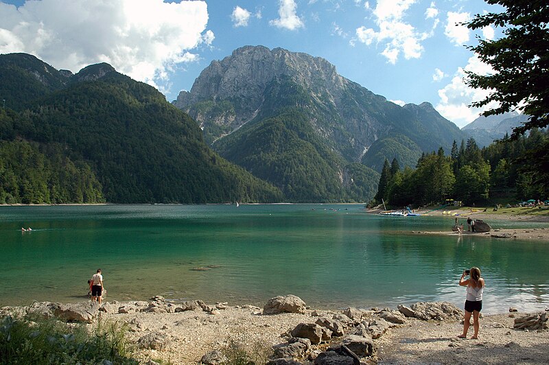 File:Lago del Predil, Tarvisio, 2013.jpg