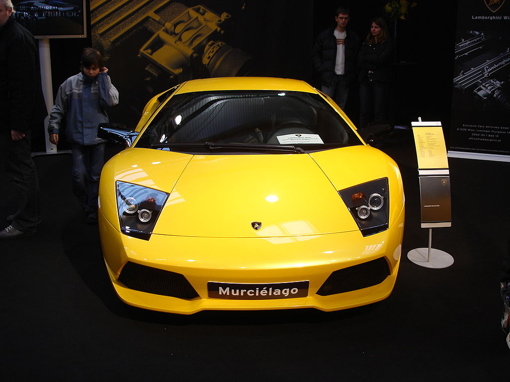 File:Lamborghini Murciélago LP640  - Wikimedia Commons