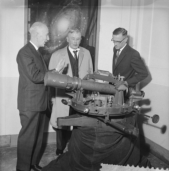 File:LeidenObservatory1961a.jpg