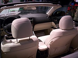 Lexus_IS_250C_interior_Poznan_2011