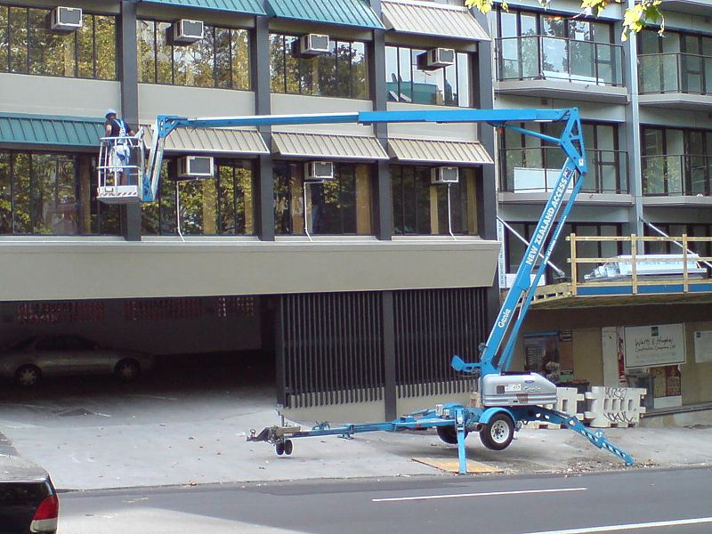 File:Lift Table Wheeled Extenders.jpg