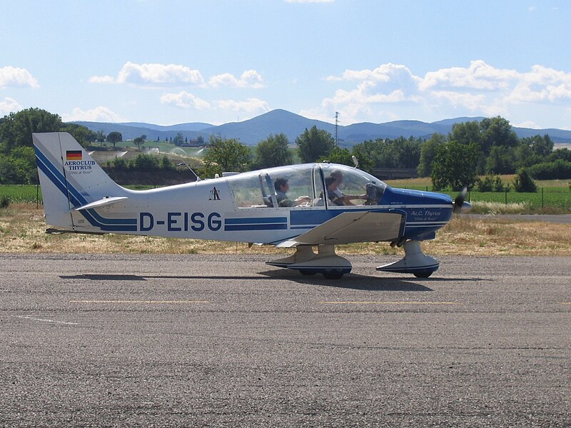 File:Lightplane Terni02.jpg