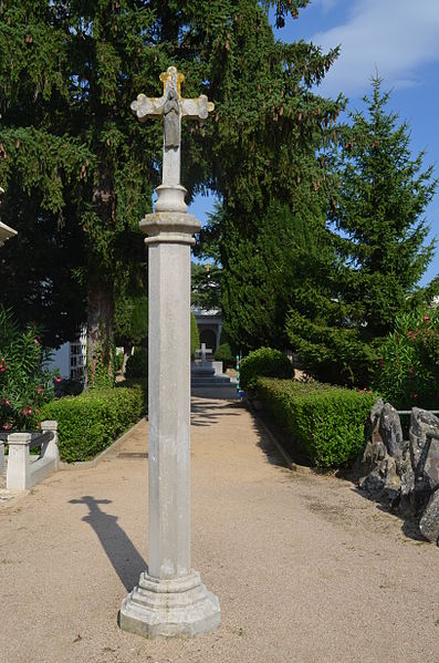 File:Llagostera, Cementiri Municipal, Cross.JPG
