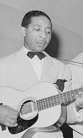 Singer Lonnie Johnson