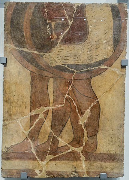 File:Louvre-Lens - Les Étrusques et la Méditerranée - 301 - Cerveteri, musée national cérétain, inv. 2013.4.385 (Plaque peinte ; figure de guerriers) (A).JPG