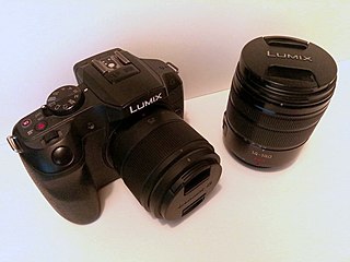 <span class="mw-page-title-main">Panasonic Lumix DMC-G6</span> Camera model