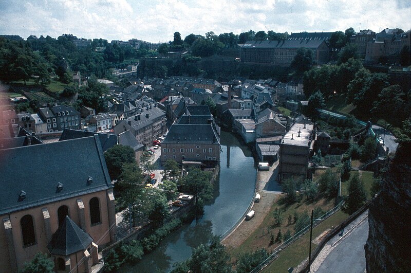 File:Luxembourg-18-Tal-Fluss-1979-gje.jpg