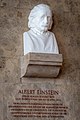 Busto di Albert Einstein al Deutsches Museum di Monaco di Baviera