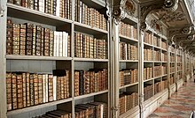 Tập_tin:Mafra-Klosterpalast-Bibliothek-04-2011-gje.jpg