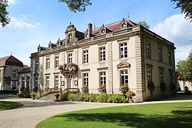 Das Rathaus in Bourbonne-les-Bains