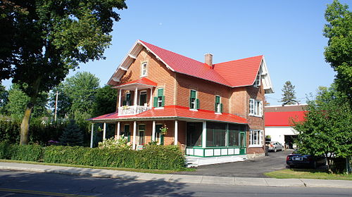 The Maison-Belair heritage house, built in 1915. Maison-Belair 2.JPG