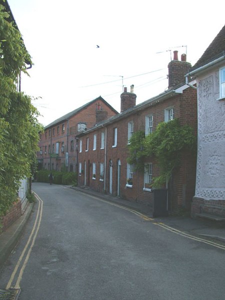 File:Maltings Lane, Clare - geograph.org.uk - 390211.jpg