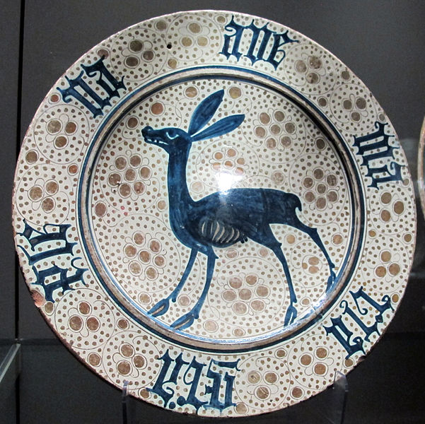 File:Manises, bacile con cerbiatto e iscrizione ave maria gratia plena, 1400-1450 ca..JPG