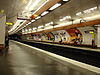 Metro Paris - Ligne 8 - station Bastille 01.jpg