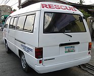 Mitsubishi L300 Versa Van (pre-facelift, Filipina)