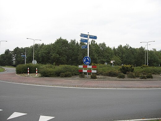 Rotonde nabij Harbrinkhoek.