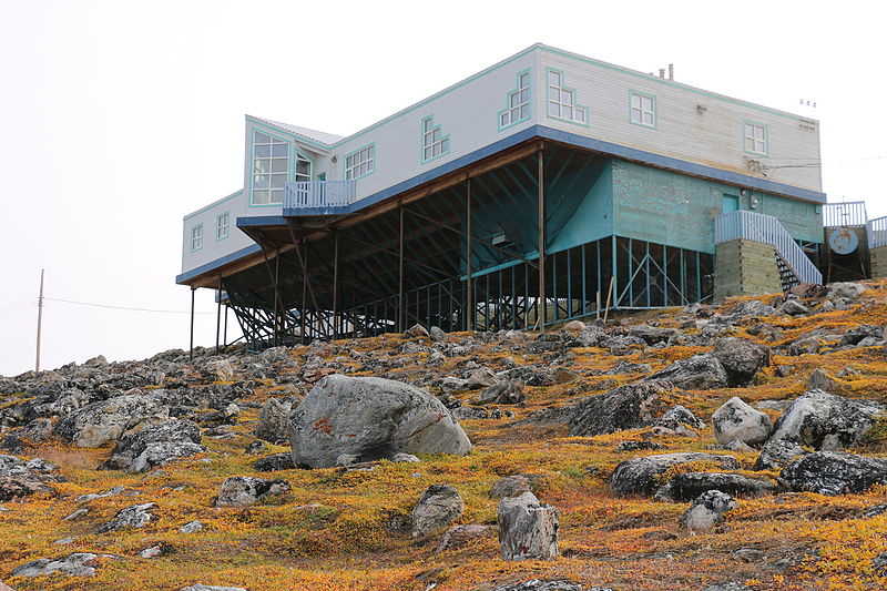 File:Nattinnak Visitor Centre and Library.JPG