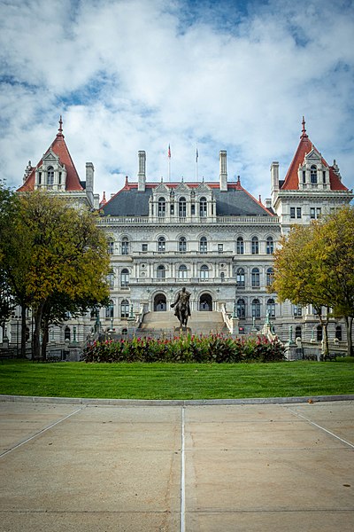 File:New York State Capital Building 2.jpg