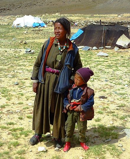 Nomad mother and son. Changtang, Ladakh