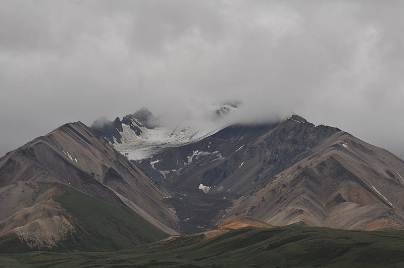 File:POLYCHROME MOUNTAINS - panoramio.jpg