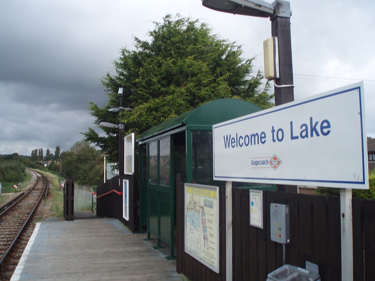 Lake railway station