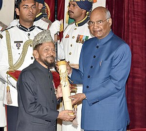 Padma Shri Mohammed Hanif Khan Shastri.jpg