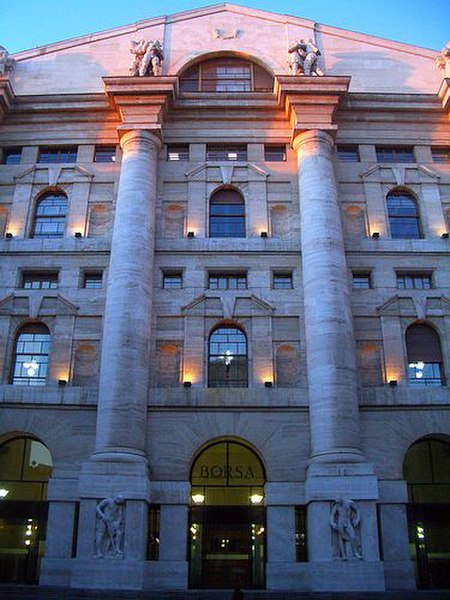 Palazzo mezzanotte