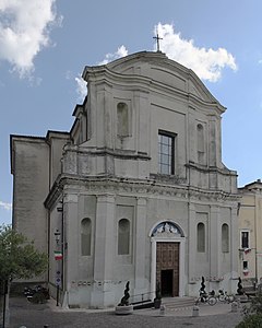 Biserica parohială San Felice del Benaco fațadă.jpg