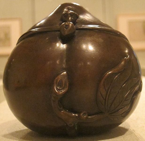 File:Peach censer, China, 19th century, bronze, Honolulu Museum of Art.JPG