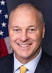 Pete Stauber, official portrait, 116th Congress (cropped).jpg