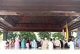 Pilgrims around Sukarno's grave in 2016
