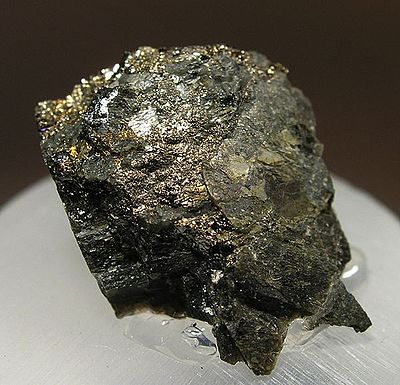 Plumbopalladinite-21589.jpg