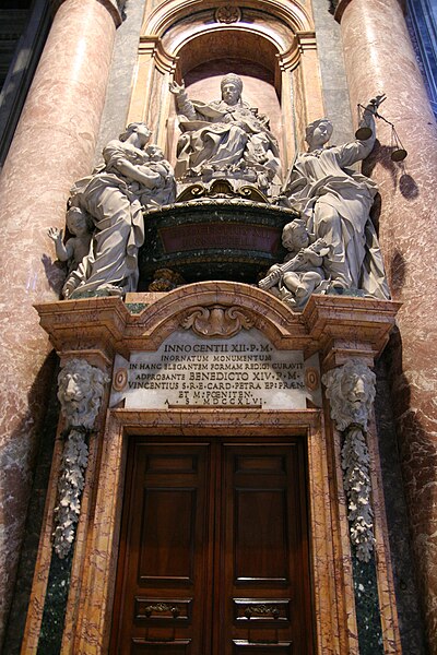 File:Pope Innocent XII Tomb.jpg