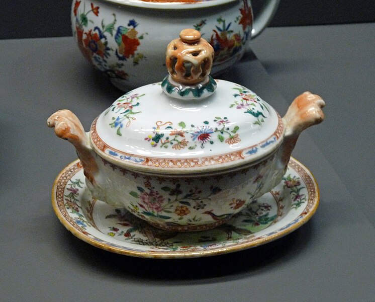 File:Porcelaine de Chine-Musée de la Compagnie des Indes (5).jpg