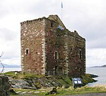 Portencross Castle and harbour.JPG