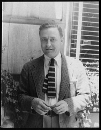 File:Portrait of F. Scott Fitzgerald LCCN2004662885.tif