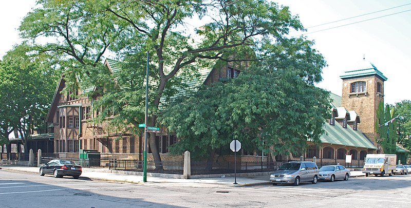 File:Pulaski Park Fieldhouse Chicago IL.jpg